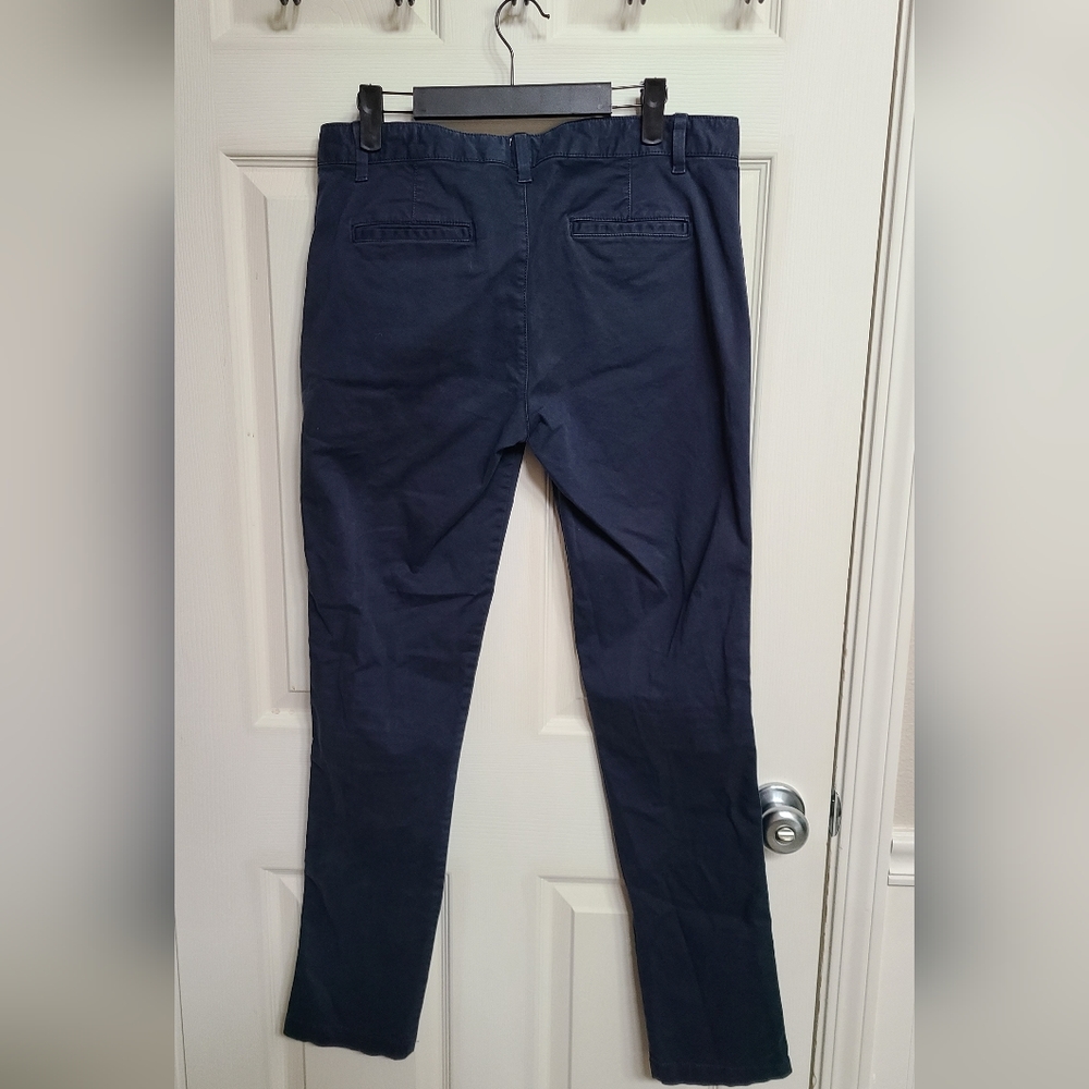 Gap Girlfriend Chino 6T in Khaki - Picture 6 of 13
